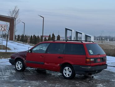 Volkswagen: Volkswagen Passat: 1991 г., 1.8 л, Механика, Бензин, Универсал