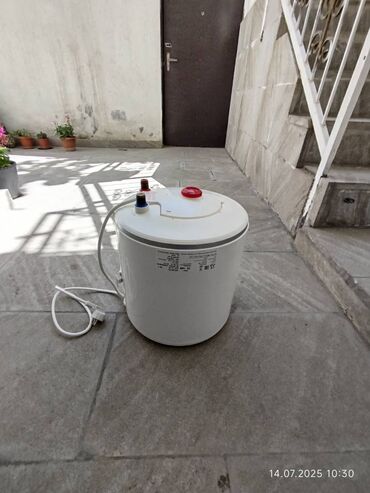 su ponpası: Ariston 15 l, İşlənmiş, Ünvandan götürmə