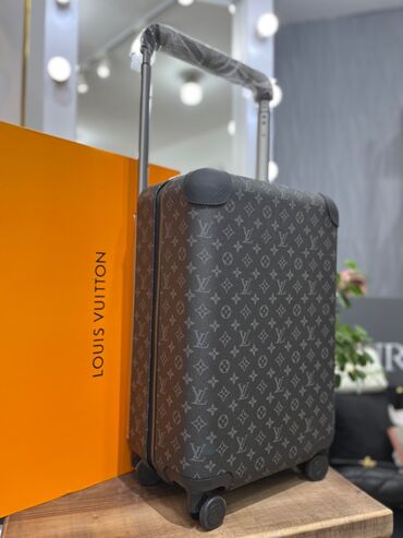 yemək çantası: Lux Class Çamadan. Louis Vuitton Originalıyla birə-bir olan Çamadanı