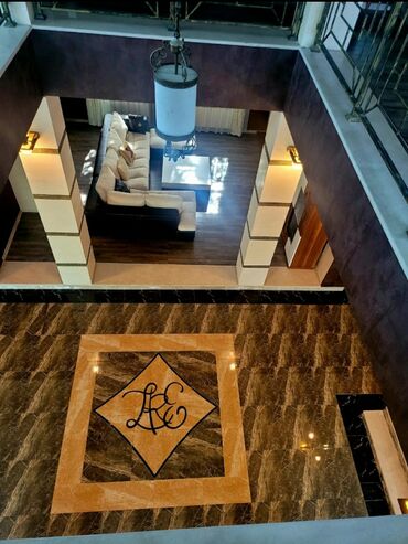 Həyət evləri və villaların satışı: Zaqulbada dəniz kənarında 3 mərtəbəli Villa satılır.900000 -da lalafo.az — 25 Həyət evləri və villaların satışı: Zaqulbada dəniz kənarında 3 mərtəbəli Villa satılır.900000 — 25