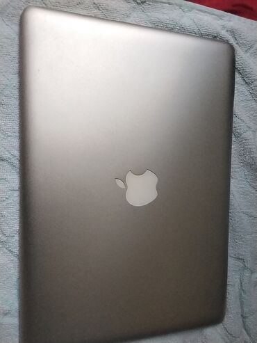 Monitorlar: Yeni Apple MacBook, 13.5 ", Apple M1, < 128 GB, Ünvandan götürmə