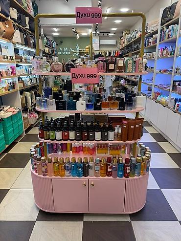 полка в аренду: В продаже витрина-полка.🌸 Новая, в отличном состоянии, практически не — 1