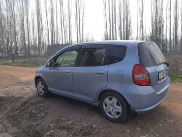 honda fit 2002: Honda Fit: 2002 г., 1.3 л, Вариатор, Бензин, Хэтчбэк