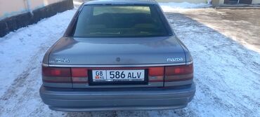 Mazda: Mazda 626: 1989 г., 2 л, Механика, Бензин, Седан