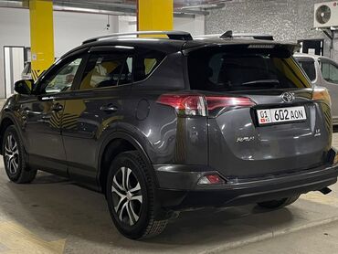 Toyota: Toyota RAV4: 2017 г., 2.5 л, Автомат, Бензин, Внедорожник