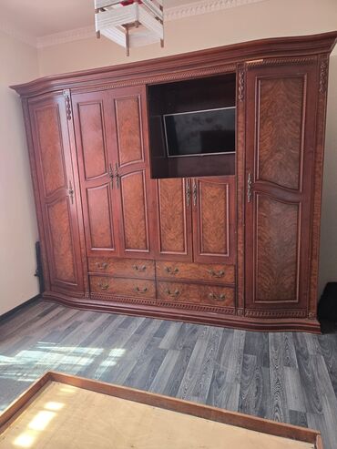 kafel metlax kreditle satisi: İşlənmiş, Dolab, Azərbaycan