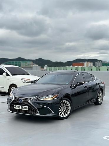 Lexus: Lexus ES: 2019 г., 2.5 л, Вариатор, Бензин, Седан — 1