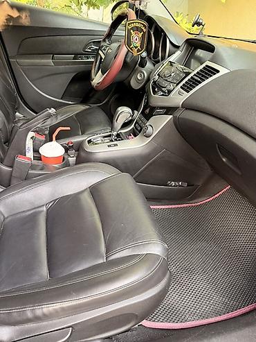 ševrolet: Chevrolet Cruze: 1.4 l | 2013 il 230000 km Sedan — 1