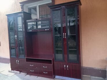 тумбочка для тв: Зал үчүн гарнитур, Колдонулган, ДСП, Өзү алып кетүү