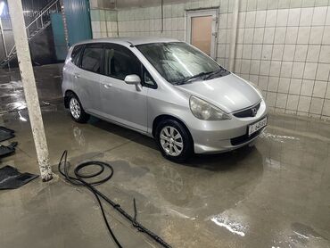 Honda: Honda Fit: 2004 г., 1.3 л, Вариатор, Бензин, Хэтчбэк