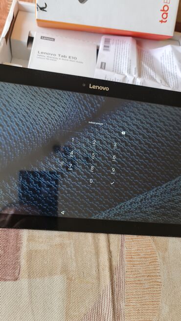 Tableti: Lenovo Tab E10 TB-X30F – tablet - Ekran: IPS - Model: Lenovo Tab — 12