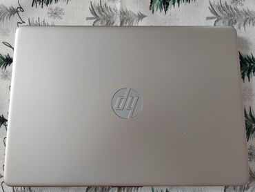 hp 27es monitor: Intel Celeron, 4 GB OZU, 14 "