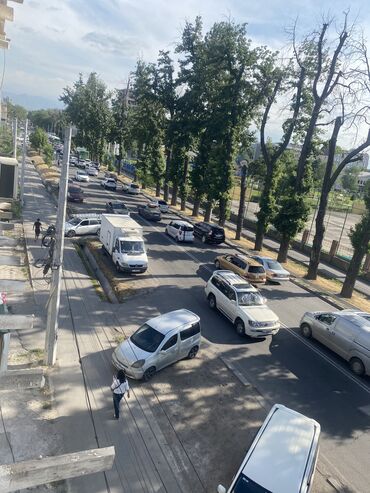 недвижимость квартира: 1 комната, Собственник, С мебелью частично