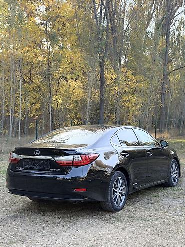 akura mdx: Lexus ES: 2016 г., 2.5 л, Гибрид — 6
