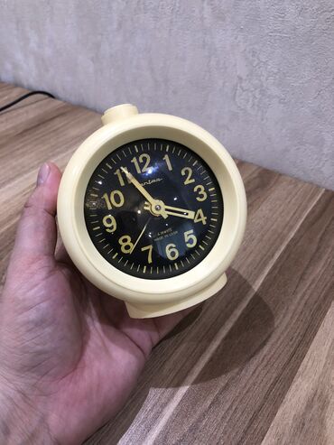 Əntiq saatlar: Masaüstü Mexaniki Əntiq saat 1970 il — 8