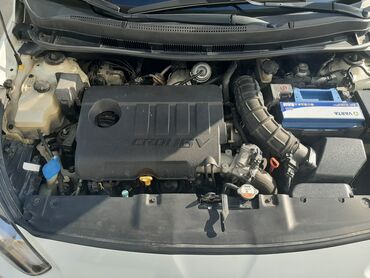 Hyundai: Hyundai Accent: 1.6 l | 2014 il Sedan — 5