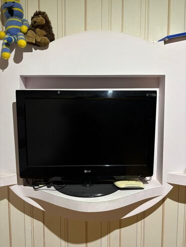 Perodua: Телевизор LG LCD 32"
