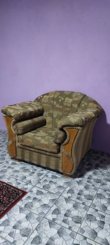 мебель диван кресло: Цвет - Бежевый, Б/у