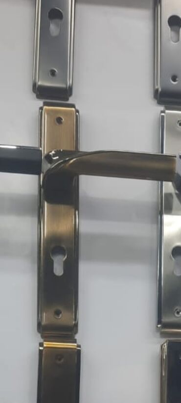 Qapı zamokları: Qapı üçün tam dəst: mexanizm, silindr, rozetkalar və dəstək - Daxili — 16