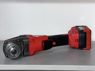 Электроинструменты: Аккумуляторный многофункциональный инструмент Milwaukee M18 — 2