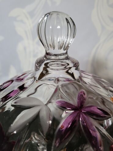 Ostalo posuđe: Nova bombonijera. Bombonijera nova,sve na njoj odsjaj od svetla — 7