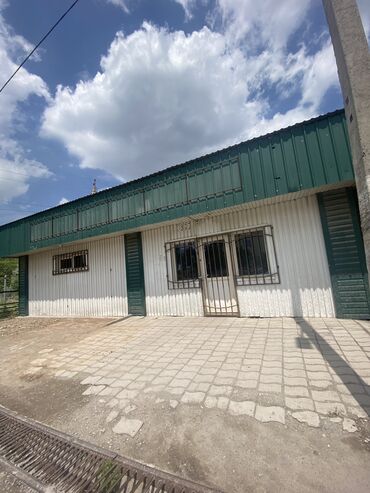 аренда помещения для магазина одежды: Ижарага берем Дүкөн, Өзүнчө турган дүкөн, 60 кв. м Жабдууларсыз, Ремонту менен, Суу, Канализация