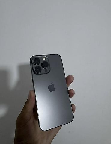 iphone se3: IPhone 13 Pro, Б/у, 256 ГБ, Графит, Кабель, 85 % — 1
