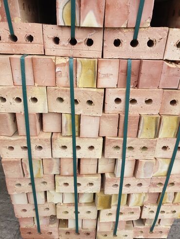 мал доктор: Кирпич керамический пустотелый (перфорированный), паллеты. - Формат
