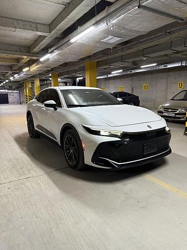 Toyota: Toyota Crown: 2023 г., 2.5 л, Автомат, Гибрид, Кроссовер — 2