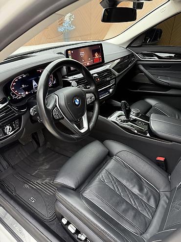 старинное зеркало: BMW 5 series: 2021 г., 2 л, Автомат, Бензин, Седан — 6