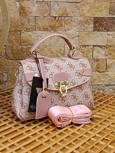 Torbe: GUESS 1981 ženska torba – mini satchel model - Dimenzije približno — 9