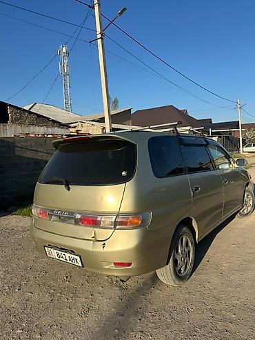 Toyota Gaia: 2003 г., Автомат, Бензин, Вэн/Минивэн lalafo.kg да — 5 Toyota Gaia: 2003 г., Автомат, Бензин, Вэн/Минивэн — 5