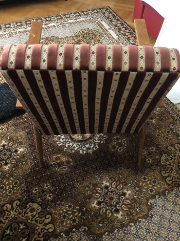 Fotelje: Drvena retro fotelja, nov sunđer,mebl štof i platno ispod, samo drvene na lalafo.rs — 3 Fotelje: Drvena retro fotelja, nov sunđer,mebl štof i platno ispod, samo drvene — 3