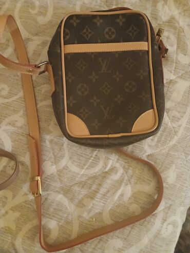 Torbe: Shoulder bag handbags, Louis Vuitton