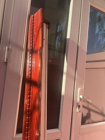 ламинат для пола: Yaxşı veziyyetde 2 metrlik qarniz Taxta dekorativ plinta/üzlük listi — 1