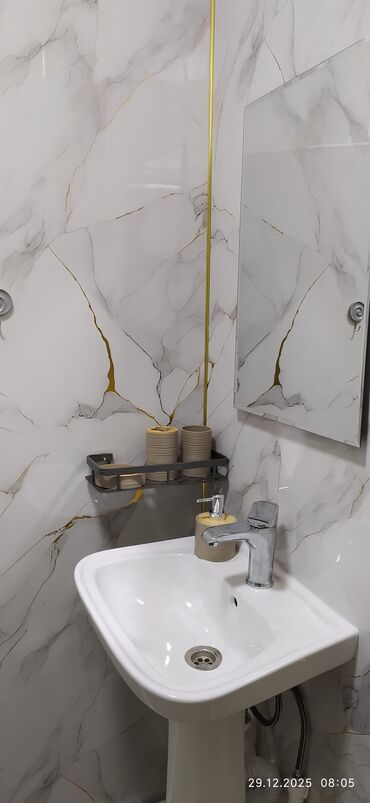 Посуточная аренда домов: В г.Каракол сдается барнхаус, теплый свеже построенный состоящий из — 9