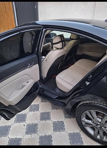 Hyundai: Hyundai Elantra: 2017 г., 2 л, Автомат, Бензин, Седан — 7
