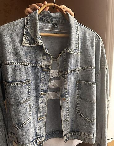 oversize jaket: Mavi yuyulmuş effektli cins jäket - Model: oversize kəsim, qısa — 1