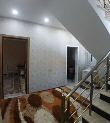 Həyət evləri və villaların satışı: Binə 4 otaqlı, 120 kv. m, Orta təmir — 12