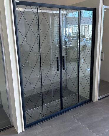 Duş kabinaları, arakəsmələr: Arakəsmə, Künc üçün — 5