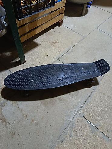 qarmon qutusu: Skateboard, skeytbord. dəmir materialdan. heç bir qırığı sınığı — 1