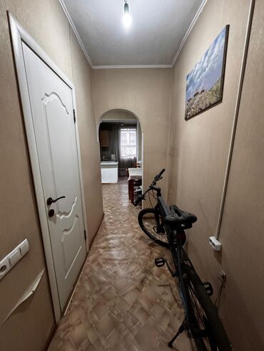 Продажа квартир: 3 комнаты, 70 м², Индивидуалка, 1 этаж, Косметический ремонт — 12