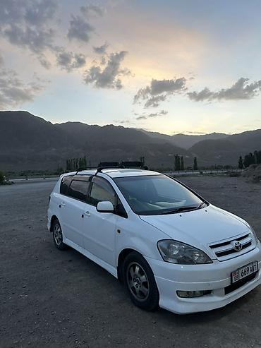 mini ev: Toyota Ipsum: 2002 г., 2.4 л, Автомат, Бензин, Минивэн — 7