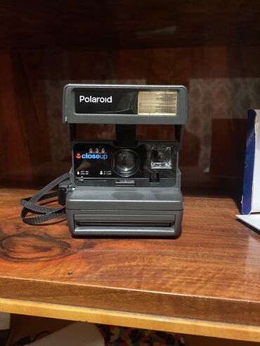 серверы 123: Polaroid 636