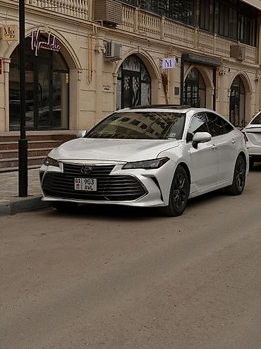 Toyota: Toyota Avalon: 2022 г., 2.5 л, Гибрид, Седан — 1