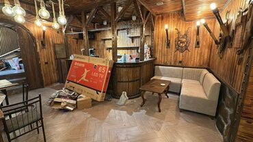 Restoran, kafelər: Azadliq pr. inqilab kuc. kesiwmesine yaxin 230 kv liq pub icareye — 4