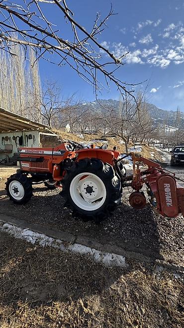 Другие мини-тракторы: Трактор Hinomoto E2604 - Компактный сельскохозяйственный трактор на — 6