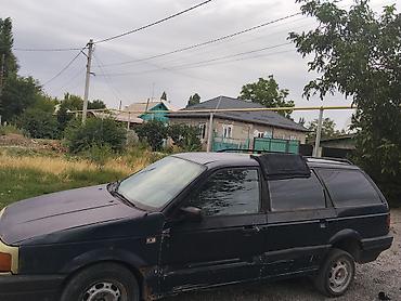 Унаа сатуу: Volkswagen Passat: 1991 г., 1.8 л, Кол менен иштөөчү, Бензин, Универсал — 2