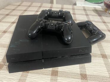 PS4 (Sony PlayStation 4): PlayStation 4 fat. Ps 4. В отличном состоянии. В комплекте 4