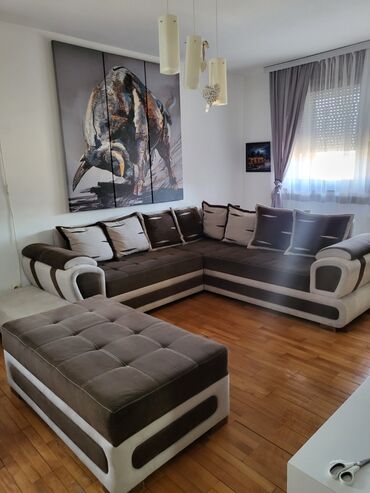 Ugaone garniture: Prodajem garnituru ocuvanu u perfektnom stanju.Dimenzije — 1